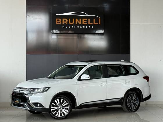 MITSUBISHI OUTLANDER 2.0 MIVEC GASOLINA HPE AUTOMÁTICO